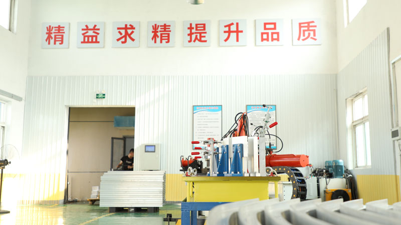 淺談型材拉彎機卷制板材的方法！